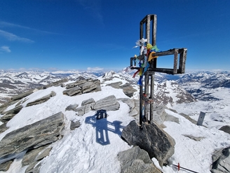 Bild 16Gipfelkreuz Rheinwaldhorn 34032m