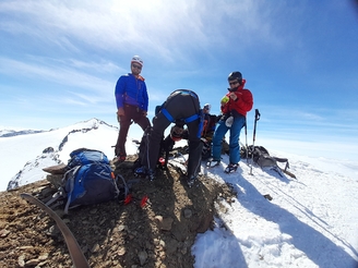 Bild 23a Gipfel des Grauhorn 3260m links Rheinwaldhorn