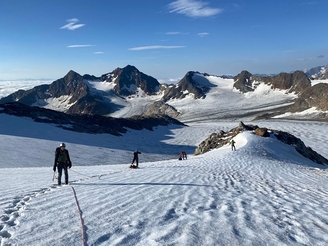 Auf dem UEbeltalferner zum Freiger